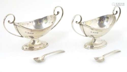 A cased pair of silver salts hallmarked Birmingham 1909 maker J Sherwood & Sons.