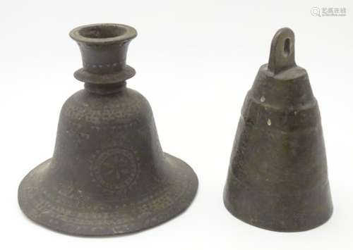 A bronze cow bell, approx.