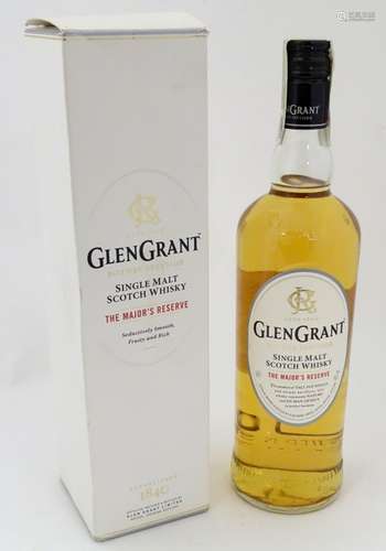 A boxed bottle of Glen Grant 'The Major's Reserve' Speyside single malt whisky, 1L,