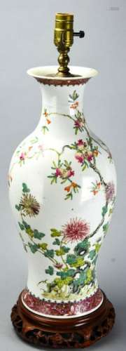 Chinese Porcelain Pomegranate Vase Mount Lamp