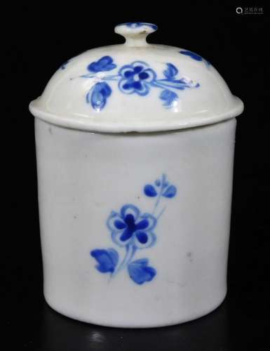 A mid 18thC Mennecy or St Cloud porcelain toilet pot and cover, c1740/50, decorated in blue and