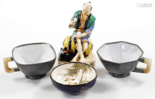A Japanese late Meiji period pottery Satsuma bowl, of small proportion, handpainted with birds and
