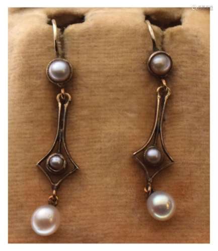 Pair of yellow metal and pearl drop earrings, 1.7g gross approx