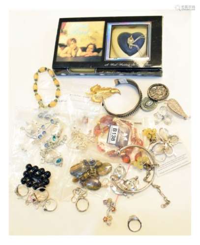 Assorted dress, costume and fashion jewellery to include unmarked yellow metal signet ring, pair