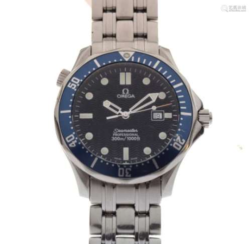 Omega - Gentleman's Seamaster Professional 300M stainless steel divers watch, aluminium bezel,