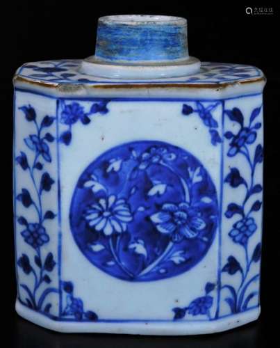 An 18thC Chinese export porcelain tea caddy, of hexagonal form decorated with panels of flowers