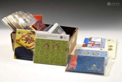 Coins - Collection of Royal Mint £1 presentation packs etc