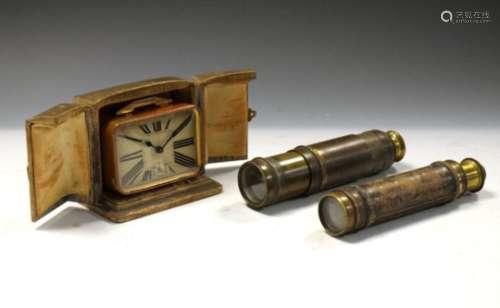 Early 20th Century French Art Deco-style copper-cased alarm clock with oblong dial, 6.5cm high, in