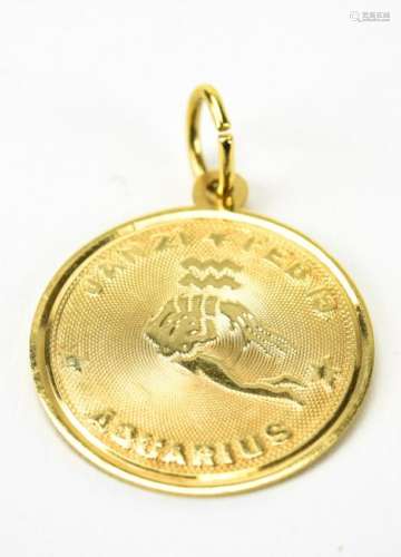 Vintage 14kt Yellow Gold Aquarius Charm Pendant