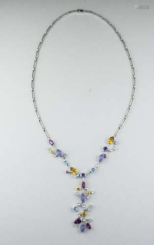 Gemstone Pendant Necklace   *