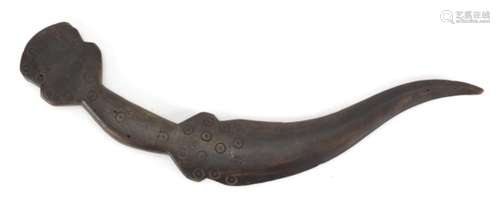 Horn carving of a dagger, possibly rhinoceros horn, 31cm in length, 131.0g : For Further Condition