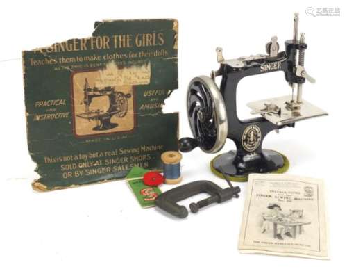 Vintage Singer No.20 sewing machine : For Further Condition Reports Please Visit Our Website,