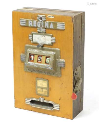 Vintage Regina wall mounted one arm bandit slot machine, 71.5cm H x 46.5cm W x 19.5cm D : For