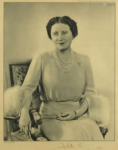 Dorothy Wilding portrait of Queen Elizabeth The Queen Mother, signed in ink by Queen Elizabeth,