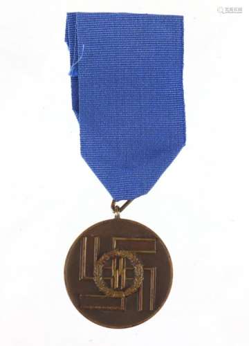 German Military interest Fur Treue Drenste Inder medal : For Further Condition Reports Please