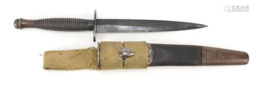 Military Interest Fairburn Sykes fighting knife with sheath, 29.5cm in length : For Further