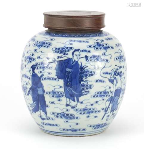 Chinese blue and white porcelain ginger jar with hardwood lid, hand painted with eight figures