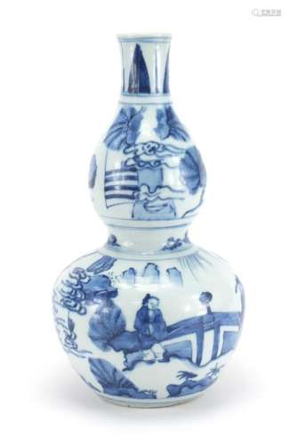 Chinese blue and white porcelain double gourd vase, hand painted with figures in a landscape, 29.5cm