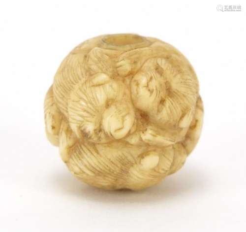 Japanese ivory Ojime carved with puppies, 1.4cm in diameter : For Further Condition Reports Please