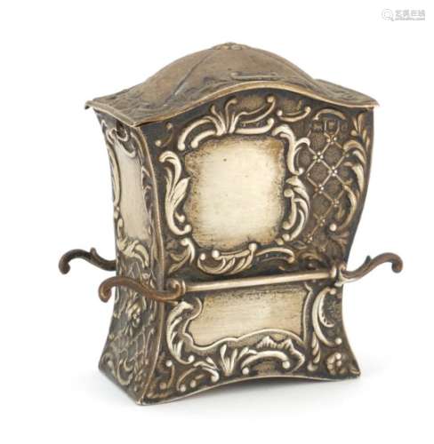 Novelty Victorian silver card case in the form of a sedan chair, London 1899, 9cm high, 149.2g : For