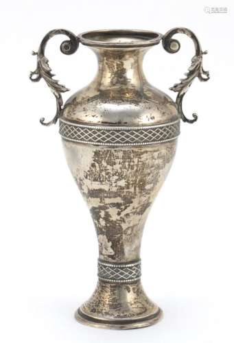 Victorian silver twin handled vase by William Comyns and Sons, London 1896, 14cm high, 219.8g :