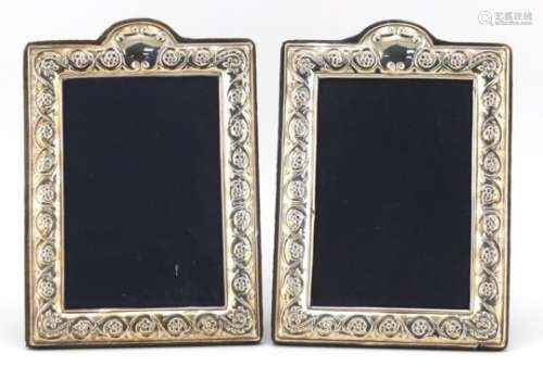 Pair of silver easel photo frames by Carrs, embossed with flowers, each 19.5cm high : For Further