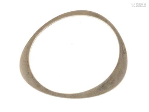 Danish 925S silver bangle by Georg Jensen, designed by Lina Christensen, numbered 422C, 8cm in