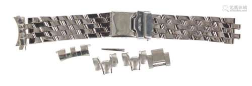 Gentleman's stainless steel Breitling wristwatch strap, numbered 045, 16cm in length, 90.2g : For