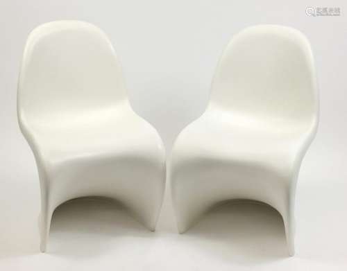 Pair of Italian Verner Panton 'S' chairs for Vitra, 83cm high : For Further Condition Reports Please