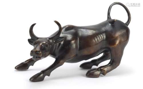 Large patinated bronze water buffalo, 29cm in length : For Further Condition Reports Please Visit