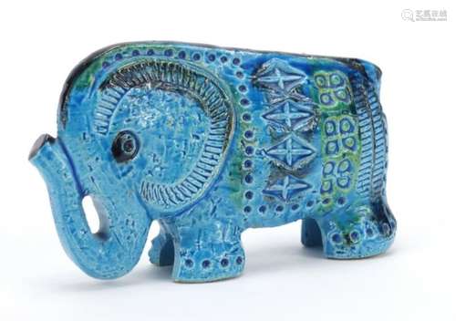 1970s Italian pottery elephant by Flavia Montelupo, 16cm in length : For Further Condition Reports