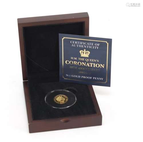 9ct gold penny commemorating the 65th Anniversary of the Queens Coronation in a fitted case : For