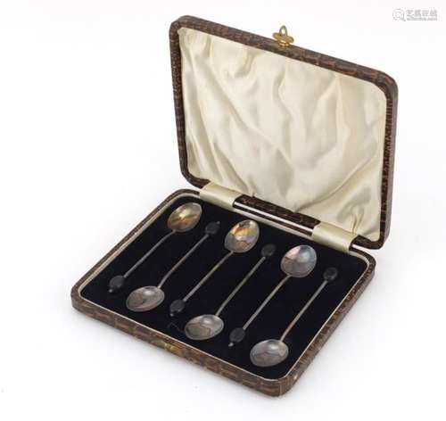 Set of six silver coffee bean spoons housed in a fitted case, indistinct makers mark, Birmingham