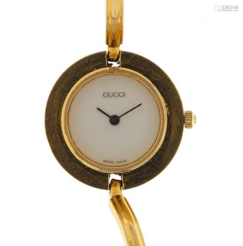 Ladies gold plated Gucci wristwatch, 2.6cm diameter : For Further Condition Reports Please Visit Our