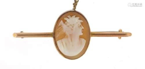 9ct gold cameo bar brooch, 5cm in length, 4.2g : For Further Condition Reports Please Visit Our