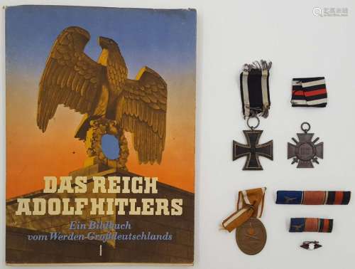 Medals and badges, including World War I and World War