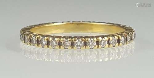 Memory ring, 750 yellow gold, set with 30 diamonds.