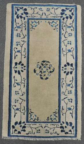 Pao Tou rug. China, Beijing. Antique, around 1890.