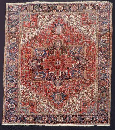 Heriz Persian carpet, Iran. Old, around 1920.