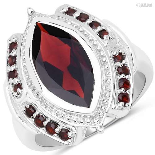 4.06 Carat Genuine Garnet .925 Sterling Silver Ring (size 7)