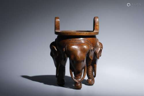 A Three Elephant-form Feet Coppery incense burner