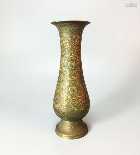 A Republic of China bronze carved vase