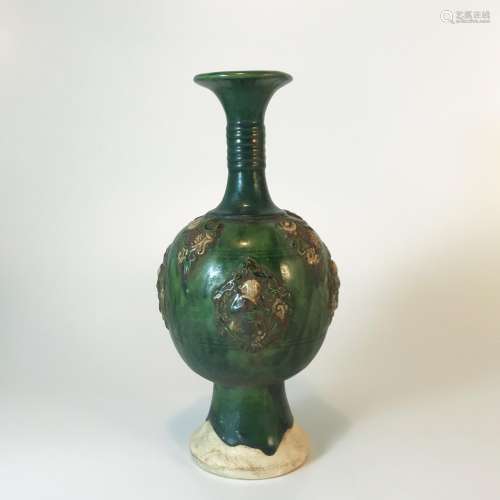 A Green-Glazed Flask with applied design, Gongxian Kiln