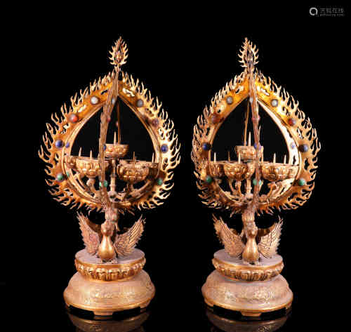 A Pair of Lamps Shaped in Double Cranes