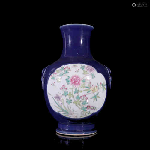 A Sapphire Glazed Porcelian Vase
