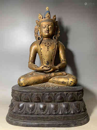 A Bronze Gilt Guanyin