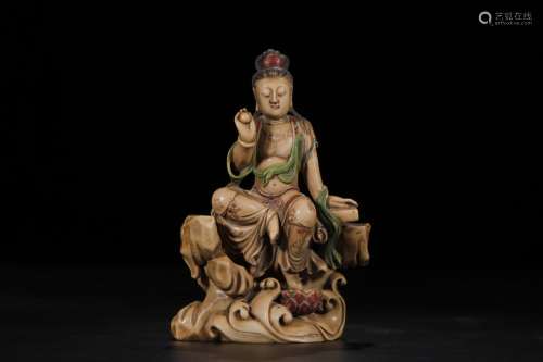 A Colored and Seated Avalokitesvara Statue Ornament of Shoushan Stone