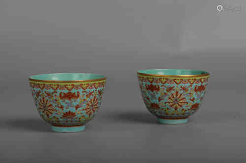 A Pair of Famille Rose Floral Bowl