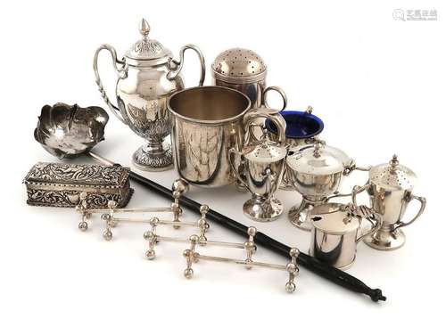 A mixed lot of silver items, various dates and mak…