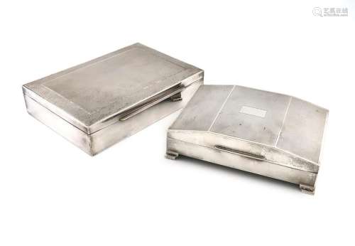 A silver cigarette box, by the Harman Brothers, Bi…